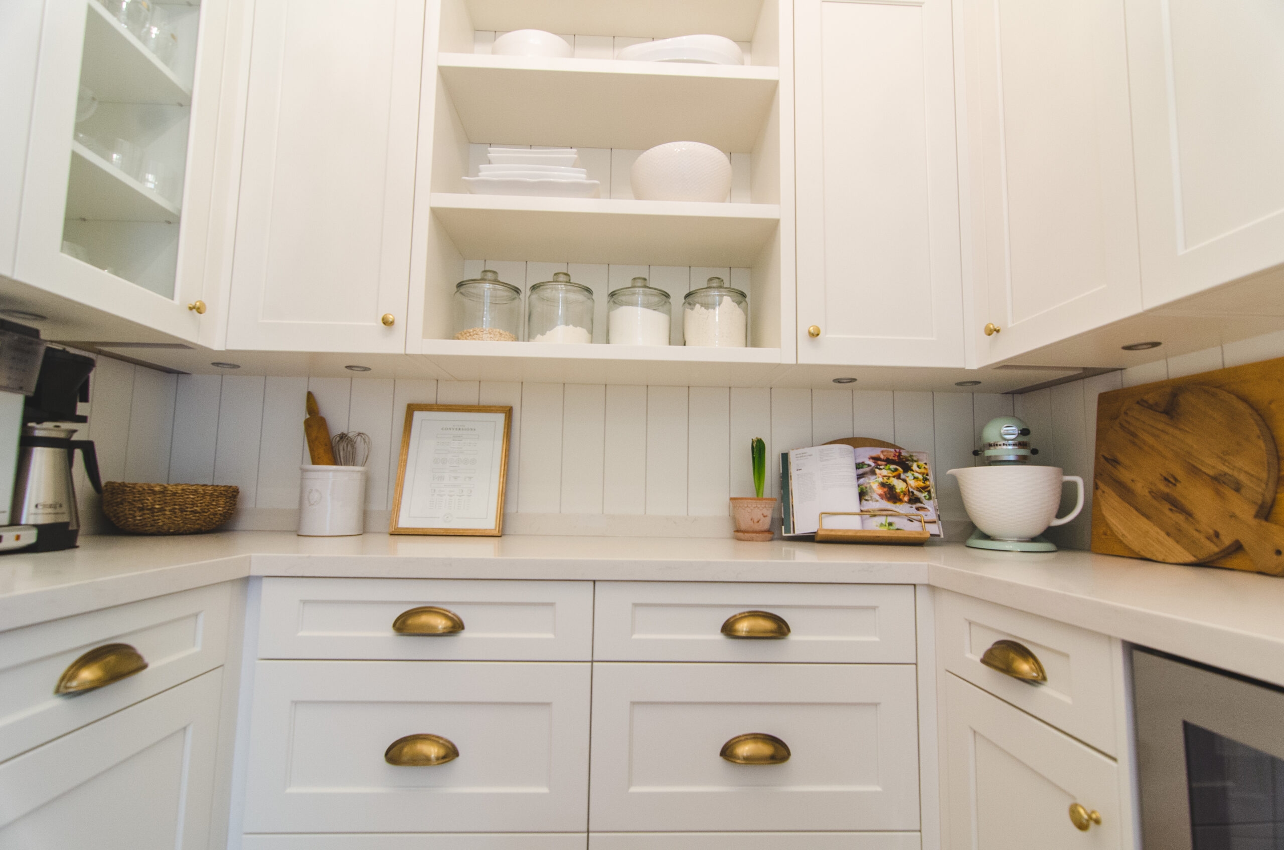 Cup Pulls On Shaker Cabinets 10 Tips For Beautiful Kitchens