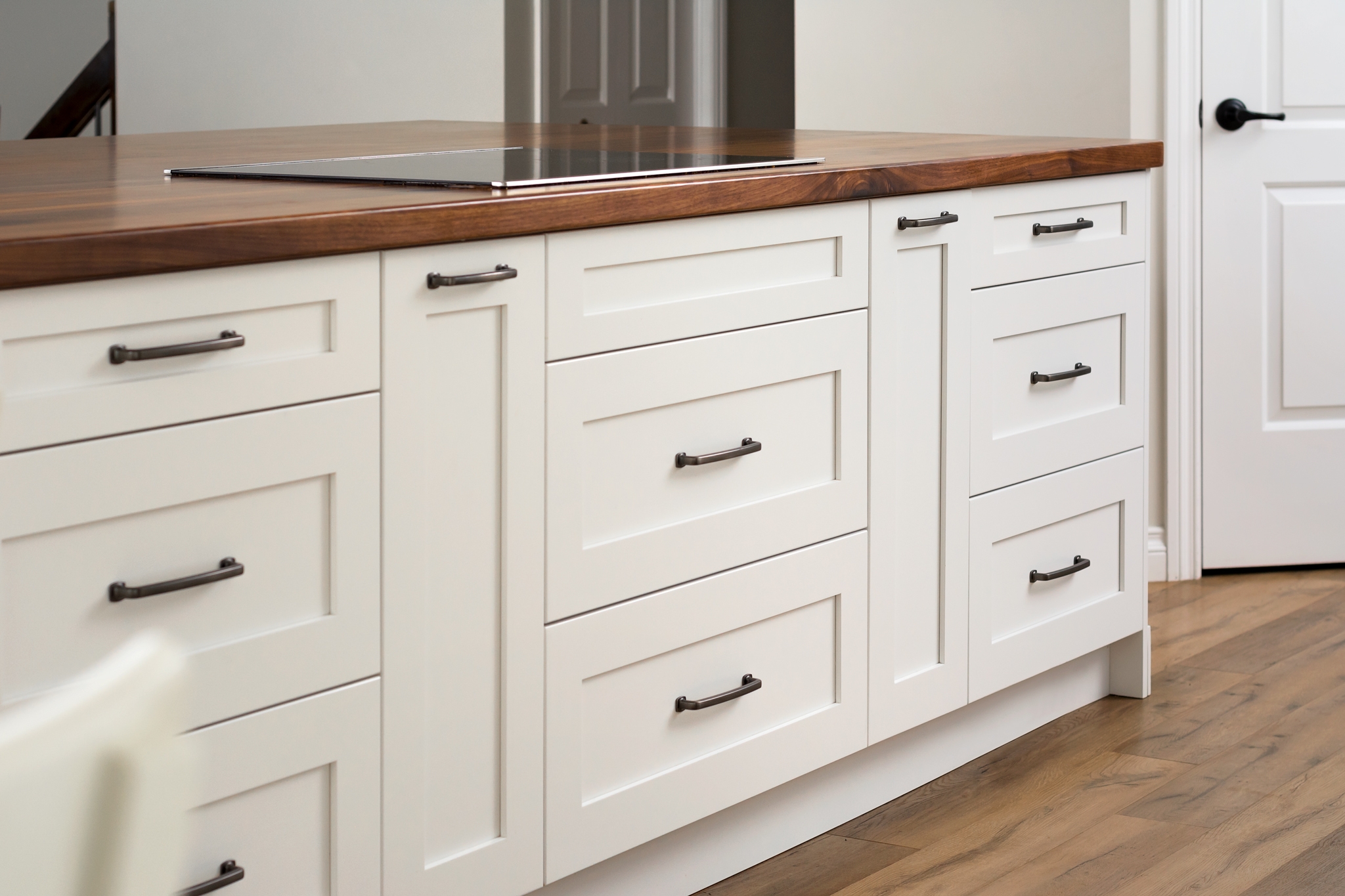 How To Choose The Best Kitchen Cabinet Hardware