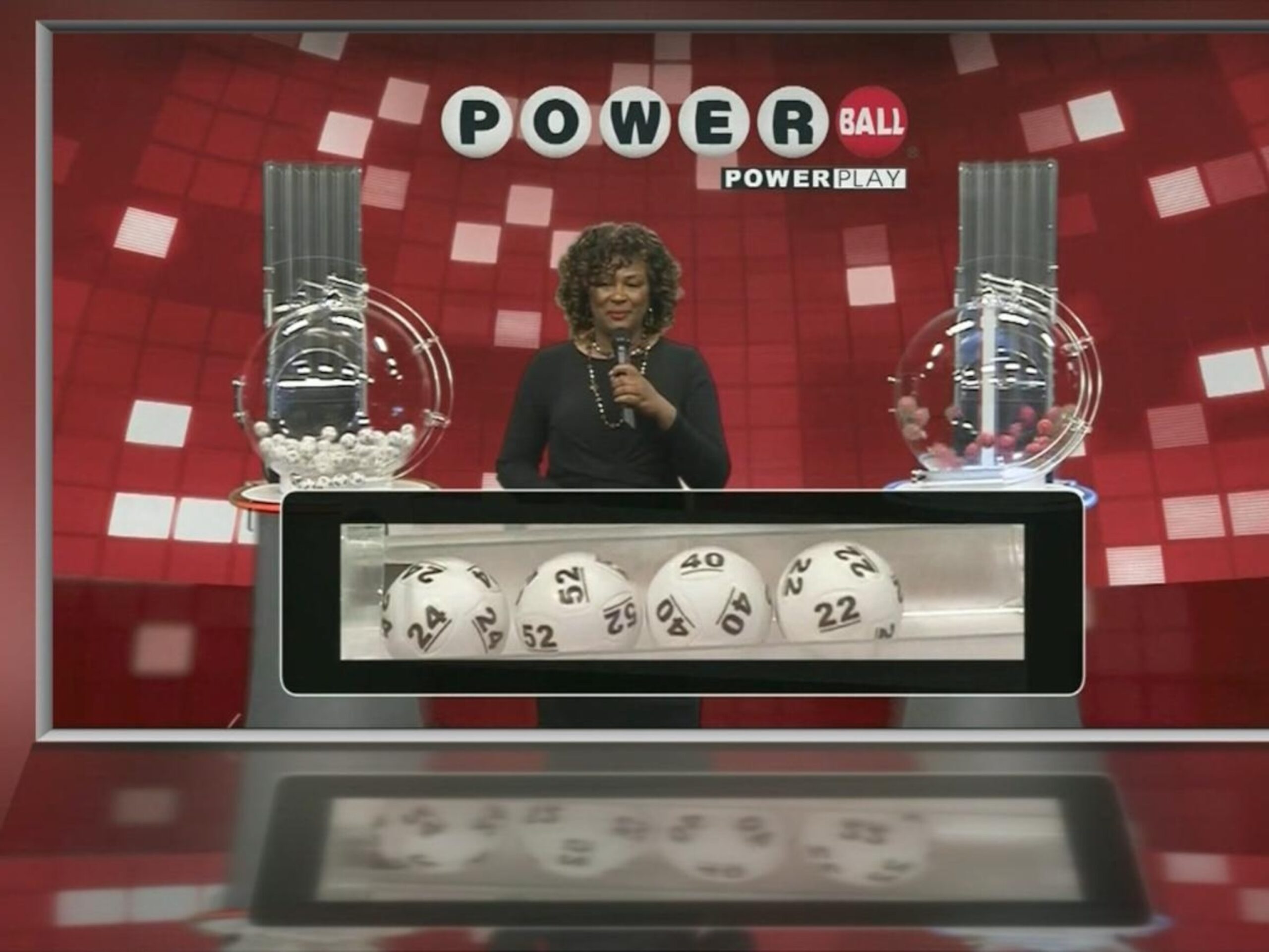 Ticket Sold In California Wins Powerball Jackpot Of 1 73 Billion 