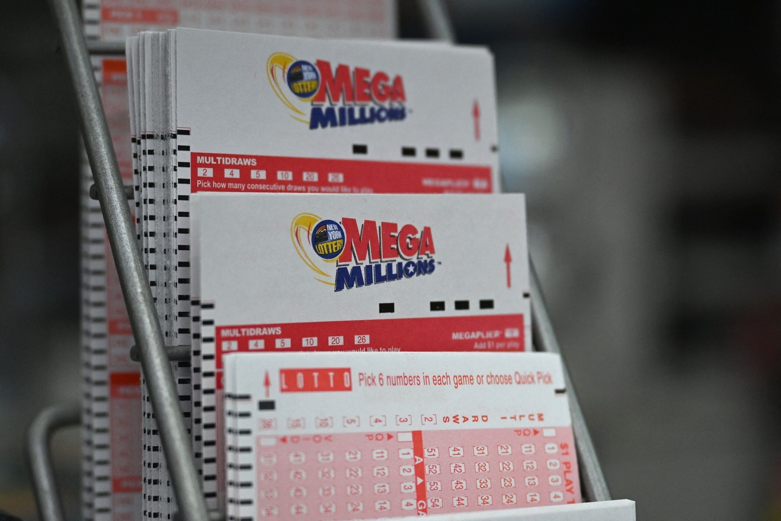 Winning Numbers Drawn For Mega Millions 1 22 Billion Jackpot ABC News